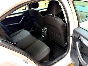 OCTAVIA III,TDI,PO SERVISU ZA 45000Kč,ZIMNÍ SADA,ČR,ELEGANCE - 12
