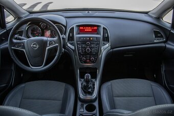 Opel Astra 1.7 CDTI ECOTEC 125k Cosmo - 12