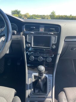 NEbouraný VW GOLF 7 combi 2.0TDI 110kW, 6r., NAVI, HIGHLINE - 12