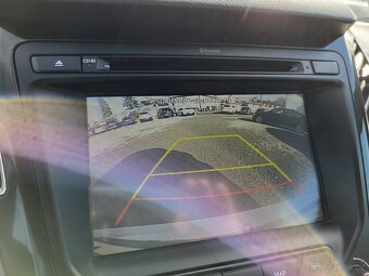 HYUNDAI i40 Wagon 1.7 CRDi 16V 104kW EXPERIENCE SUCCESS - ČR - 12