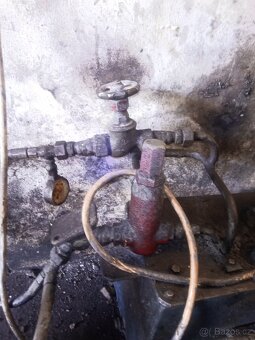 Prodám hydraulické čerpadlo včetně elektromotoru - 12