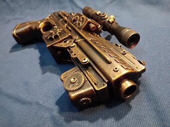 STEAMPUNK RECYCLE ART - PATINOVANÝ KOV - 12