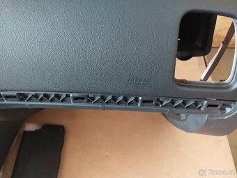 Airbagy, palubka, pásy Škoda Yeti - 12
