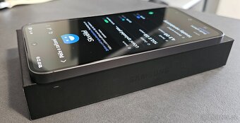 Samsung Galaxy S24 FE - 12