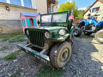 Třímístný elektrický Jeep Willys 4x4 (24V/480W), 2.4GHz - 12