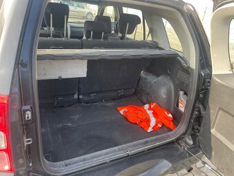 Suzuki Grand Vitara 2,0i benzin 4x4103kw nova STK - 12
