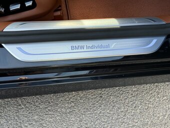 BMW 750Li xDrive Individual, r.v. 6/2017, 134.807km - 12