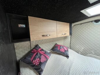 Obytná dodávka-Renault Master - 12