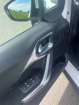 Peugeot 2008, 1.2 PureTech - 12