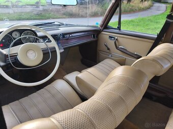 Mercedes Benz 108W - 12