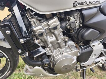 Honda hornet 600 - 12