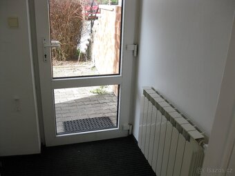 Obchodní prostory k pronájmu, Uh. Hradiště - 12