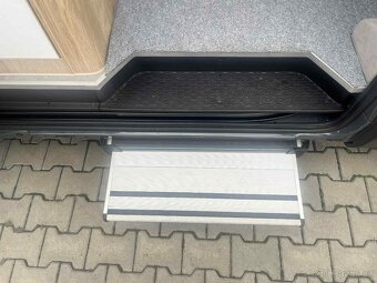 OBYTNÉ AUTO M1 Iveco Daily 3.0, 132kW AUTOMAT - 12