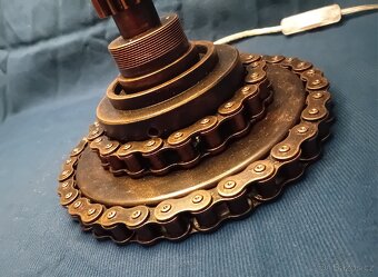STEAMPUNK RECYCLE ART - PATINOVANÝ KOV - LAMPY SVÍTIDLA - 12