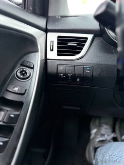 Hyundai I30 1.6CRDI - 12