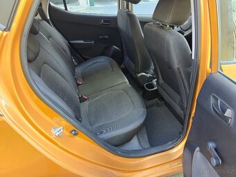 Prodám Hyundai i 10 v perfektním stavu - 12
