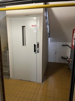 Prodej bytu 3+1/L, OV, 76 m2, ulice Vodárenská, Karlovy Vary - 12