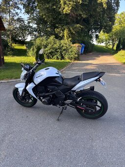 Kawasaki Z750 - 12