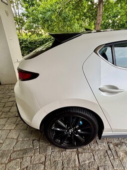 Mazda 3 Turbo 2021 - 12