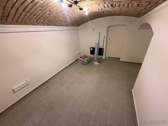 Prodej kanceláří v Kolíně – Borek - 12