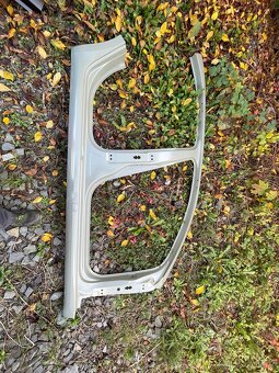 Náhradní díly Škoda , VW, Mercedes - 12