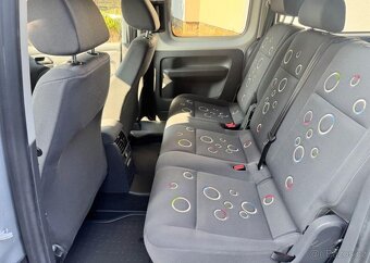 Volkswagen Caddy Maxi 1,6 TDi pravidel.servis nafta - 12