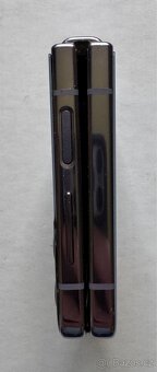 Samsung Galaxy Z Flip 4 VADA DISPLEJE - 12