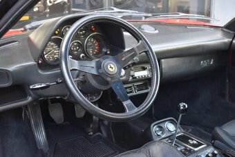 Ferrari 308 GTSi z roku 1983 – Ikona 80. let - 12