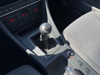 SEAT EXEO 2.0 TDI STYLE //2010 XENON NAVI TAŽNÉ SERVISKA - 12