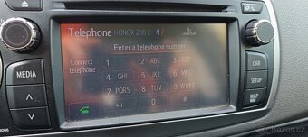 Toyota Yaris - 12
