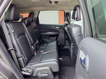 Fiat Freemont 2.0 Multijet Black Code 125kW - 12