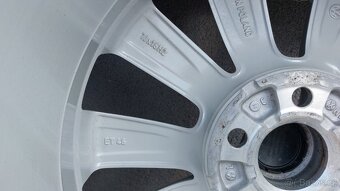 Alu kola originál 5x100 r16 vw Polo letní pneu - 12