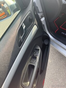 Škoda Octavia 2 FL combi, 1.6TDI 77kw - 12