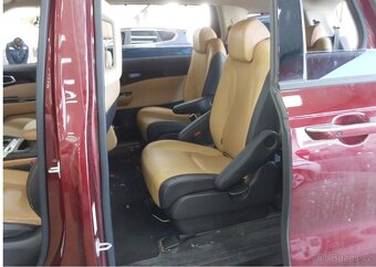 Kia Carnival 2.2- VŮZ NA CESTĚ - 12