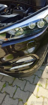 Hyundai Tucson 2.0 crdi 100kw 4x4 - 12