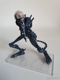 Alien votrelec zbierka - 12