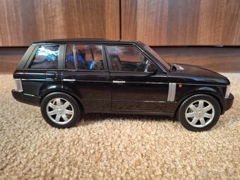 Range Rover 1:18 - 12