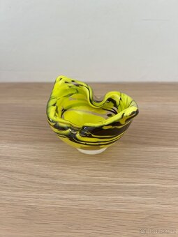 Prodám popelnik hutní sklo Moser - 12