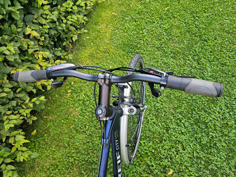 Pánské krosové hliníkové kolo GREIF, rám 19" - 12