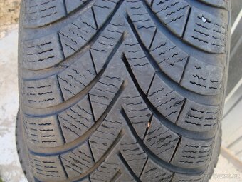 Pneumatiky zimní 195/65 -15" 91H MAXXIS - 12