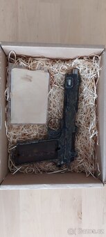 Pistole Steyr 1912 úředně znehodnocena v roce 1985 na VB - 12