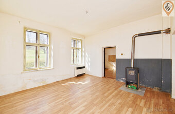 Prodej bytu 3+1 (77 m²) s garáží – Horní Brusnice - 12
