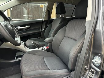 TOYOTA AURIS 1.6 VALVEMATIC NAVI XENON 1.MAJITEL - 12