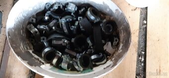 PE vodovodní potrubí a zbytky zahradních hadic 3/4" - 12