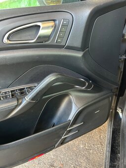 Porsche Cayenne Turbo havarované dph - 12