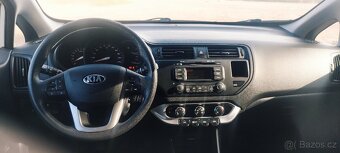 Kia Rio - 12