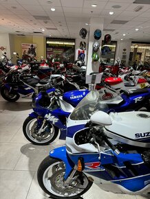 200 ks vlastnich moto Honda,Yamaha,Ducati,Suzuki… ,skladem - 12