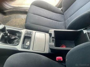 Subaru Outback 2011 - 12