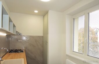 Prostorný dvoupokojový byt s balkonem Jamborova ulice Tišnov - 12