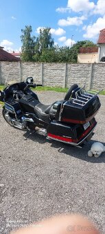 Honda Goldwing - 12